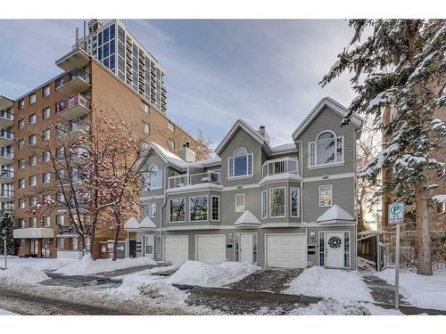 1-533 14 Avenue Sw, Calgary, AB - Outdoor With Balcony With Facade