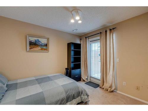 1-533 14 Avenue Sw, Calgary, AB - Indoor Photo Showing Bedroom