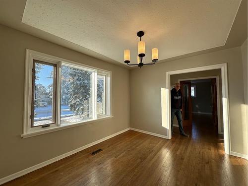 4618 48 Street, Olds, AB - Indoor Photo Showing Other Room