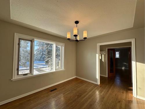 4618 48 Street, Olds, AB - Indoor Photo Showing Other Room