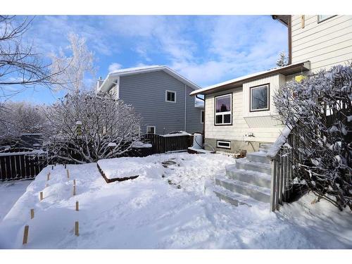 47 Edenwold Crescent Nw, Calgary, AB - Outdoor With Exterior