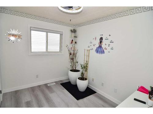 227 Costa Mesa Close Ne, Calgary, AB - Indoor Photo Showing Other Room