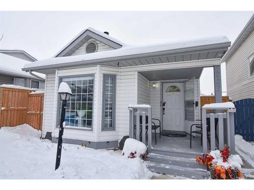 227 Costa Mesa Close Ne, Calgary, AB - Outdoor