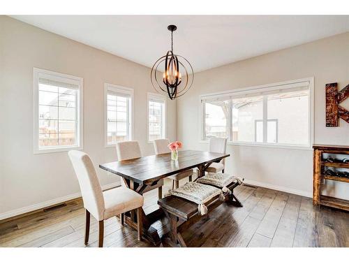 17 Marquis Heights Se, Calgary, AB - Indoor Photo Showing Dining Room