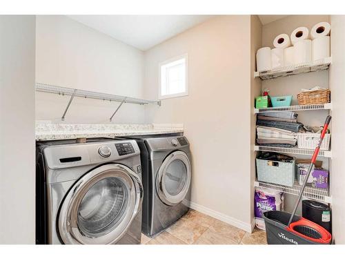 17 Marquis Heights Se, Calgary, AB - Indoor Photo Showing Laundry Room