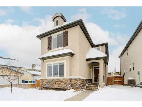 17 Marquis Heights Se, Calgary, AB - Outdoor