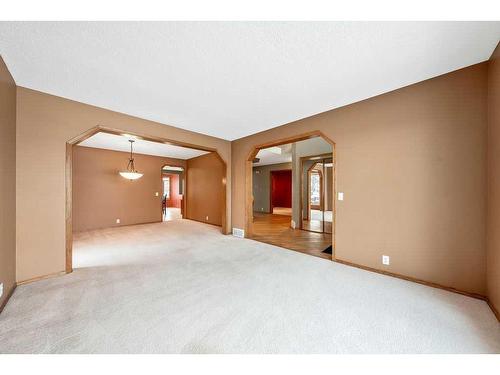 121 Mt Assiniboine Place Se, Calgary, AB - Indoor Photo Showing Other Room