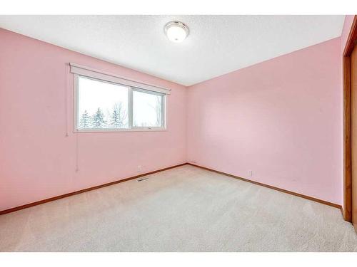 121 Mt Assiniboine Place Se, Calgary, AB - Indoor Photo Showing Other Room