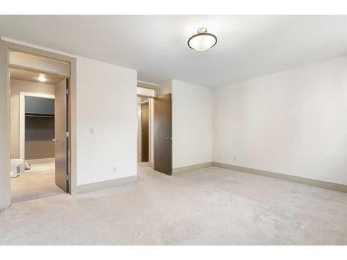 3-2421 29 Street Sw, Calgary, AB - Indoor Photo Showing Other Room