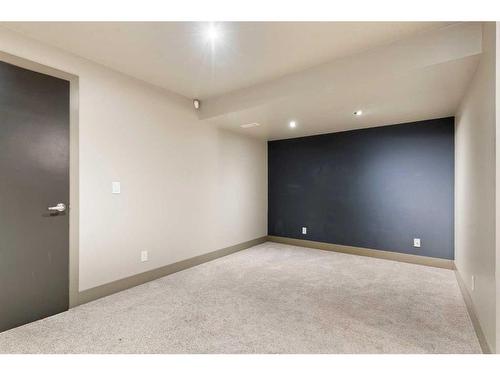 3-2421 29 Street Sw, Calgary, AB - Indoor Photo Showing Other Room