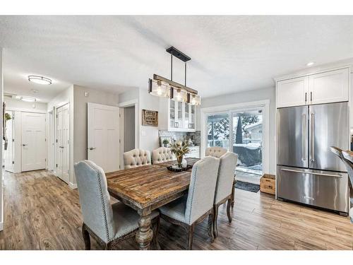 5131 Baines Road Nw, Calgary, AB - Indoor Photo Showing Dining Room