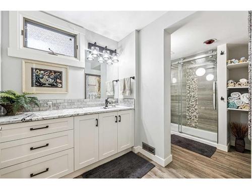 5131 Baines Road Nw, Calgary, AB - Indoor Photo Showing Bathroom