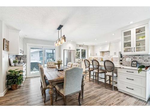 5131 Baines Road Nw, Calgary, AB - Indoor Photo Showing Dining Room