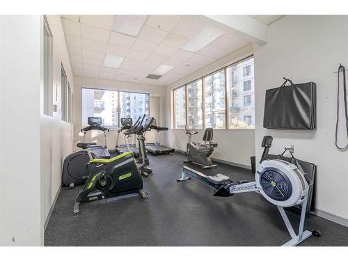 901-683 10 Street Sw, Calgary, AB - Indoor Photo Showing Gym Room