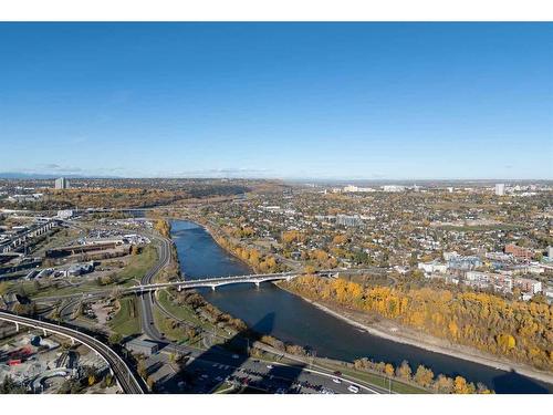 901-683 10 Street Sw, Calgary, AB - Outdoor With View