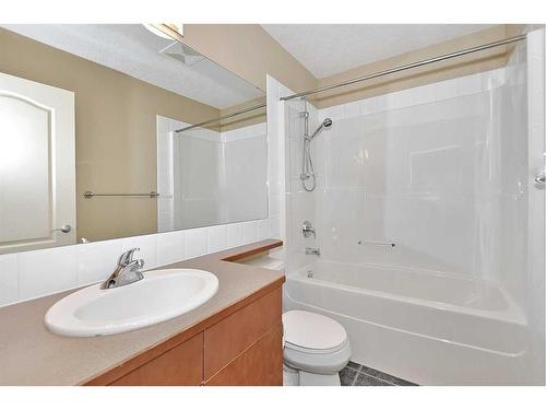 2193 Vimy Way Sw, Calgary, AB - Indoor Photo Showing Bathroom