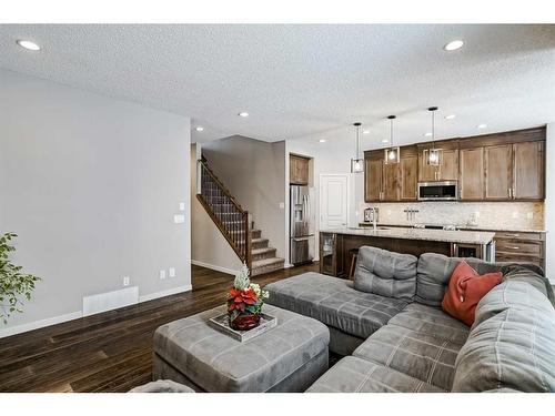 116 Auburn Glen Heights Se, Calgary, AB - Indoor Photo Showing Living Room