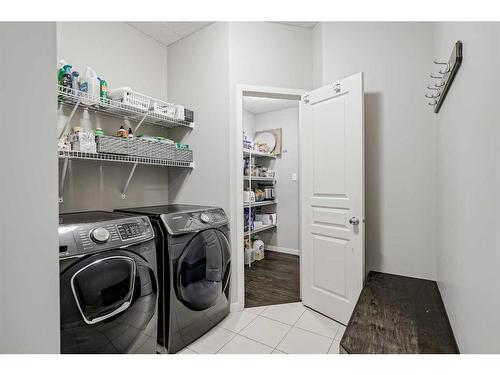 116 Auburn Glen Heights Se, Calgary, AB - Indoor Photo Showing Laundry Room