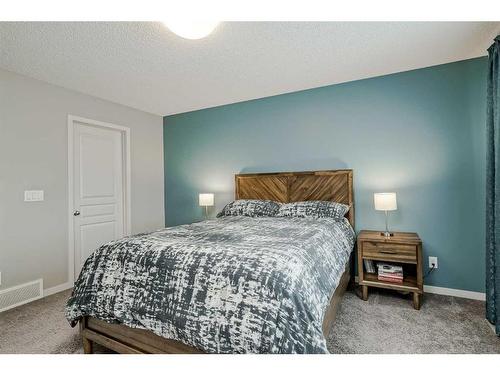 116 Auburn Glen Heights Se, Calgary, AB - Indoor Photo Showing Bedroom