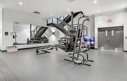 1303-210 15 Avenue Se, Calgary, AB - Indoor Photo Showing Gym Room