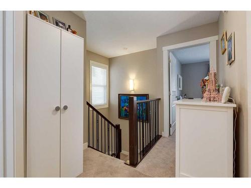 105 Evanston Square Nw, Calgary, AB - Indoor Photo Showing Bedroom