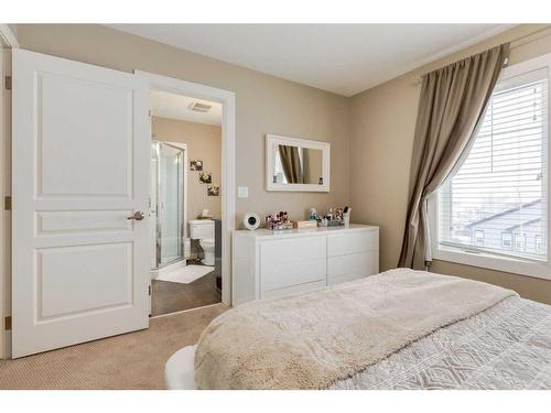 105 Evanston Square Nw, Calgary, AB - Indoor Photo Showing Bathroom