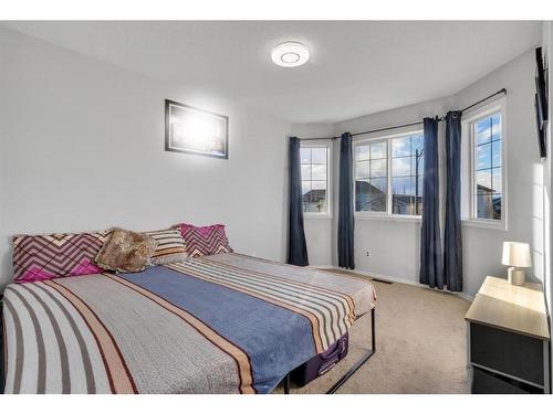 138 Tarawood Road Ne, Calgary, AB - Indoor Photo Showing Bedroom