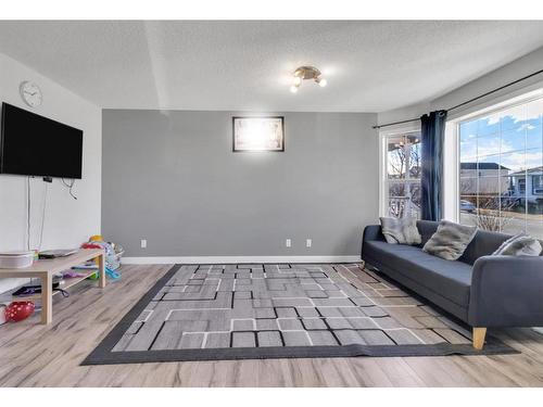 138 Tarawood Road Ne, Calgary, AB - Indoor