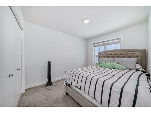 166 Creekstone Way Sw, Calgary, AB - Indoor Photo Showing Bedroom