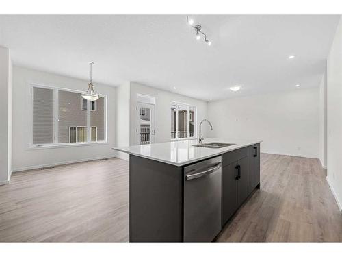 46 Cityline Mount Ne, Calgary, AB - Indoor Photo Showing Kitchen