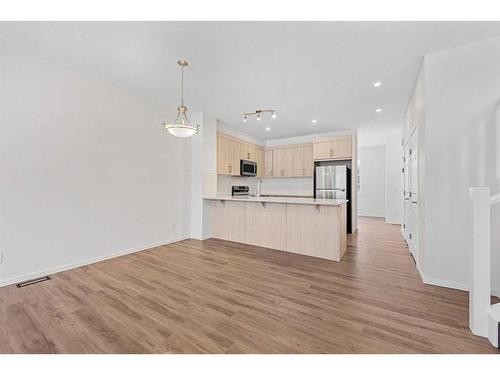 8920 Cityscape Drive Ne, Calgary, AB - Indoor Photo Showing Kitchen