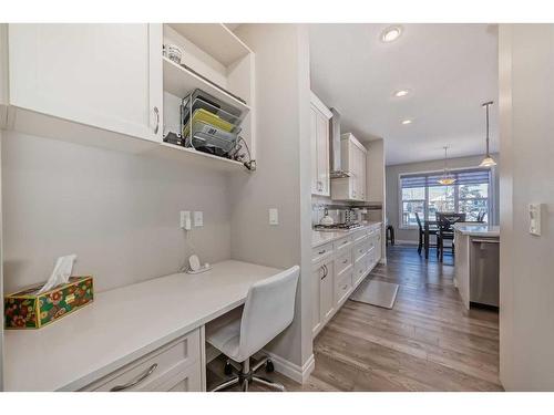 35 Legacy Link Se, Calgary, AB - Indoor Photo Showing Kitchen