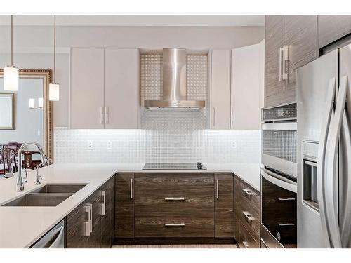 605-122 Mahogany Centre Se, Calgary, AB - Indoor Photo Showing Kitchen With Stainless Steel Kitchen With Double Sink With Upgraded Kitchen