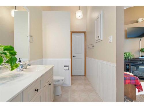 103 Cambria Road, Strathmore, AB - Indoor Photo Showing Bathroom