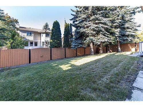 307 Hawkview Manor Circle Nw, Calgary, AB - Outdoor