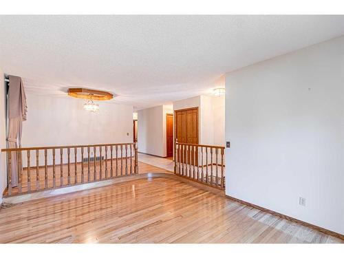 307 Hawkview Manor Circle Nw, Calgary, AB - Indoor Photo Showing Other Room