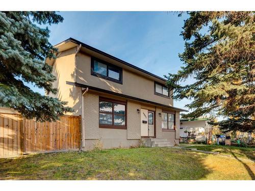 4851 Mardale Road Ne, Calgary, AB - Outdoor