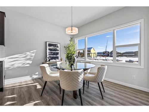 179 Wolf River Drive, Calgary, AB - Indoor Photo Showing Dining Room