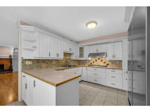 531 Ranch Estates Place Nw, Calgary, AB - Indoor Photo Showing Kitchen