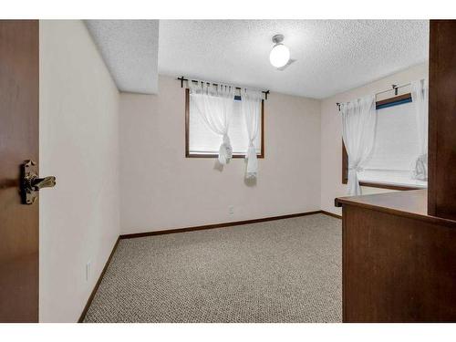 531 Ranch Estates Place Nw, Calgary, AB - Indoor Photo Showing Other Room