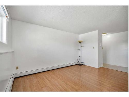 502-11620 Elbow Drive Sw, Calgary, AB - Indoor Photo Showing Other Room