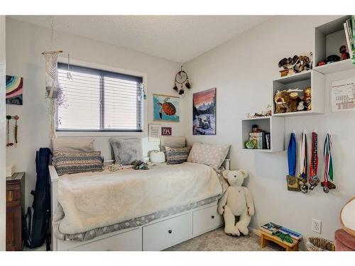 30 Covewood Place Ne, Calgary, AB - Indoor Photo Showing Bedroom