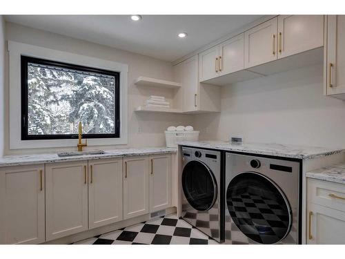 7028 Kennedy Drive Sw, Calgary, AB - Indoor Photo Showing Laundry Room