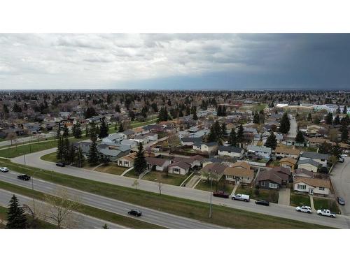 75-32 Whitnel Court Ne, Calgary, AB - Outdoor With View