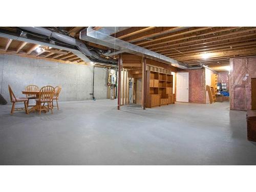 2 Cedarview Mews Sw, Calgary, AB - Indoor Photo Showing Basement