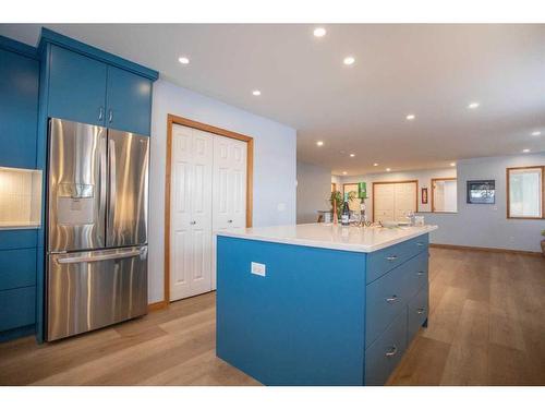 2 Cedarview Mews Sw, Calgary, AB - Indoor Photo Showing Kitchen With Stainless Steel Kitchen