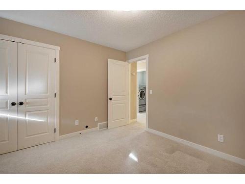 75 Cranleigh Heath Se, Calgary, AB - Indoor Photo Showing Other Room