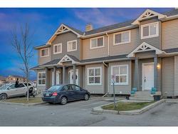 5503-111 tarawood Lane NE Calgary, AB T3J 5C2