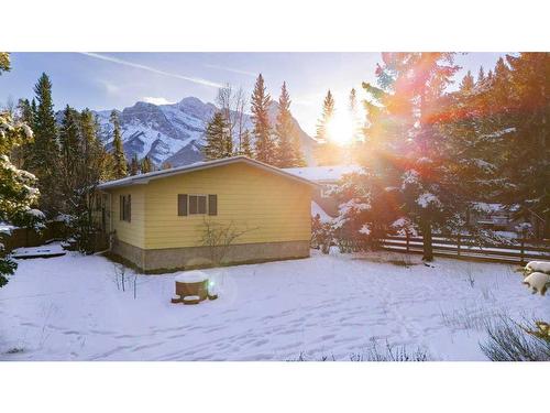 508 Larch Place, Canmore, AB - Outdoor