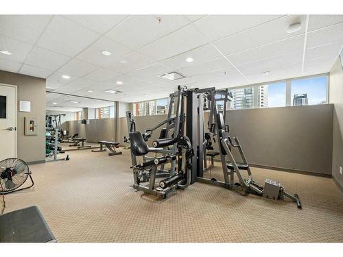 403-1053 10 Street Sw, Calgary, AB - Indoor Photo Showing Gym Room